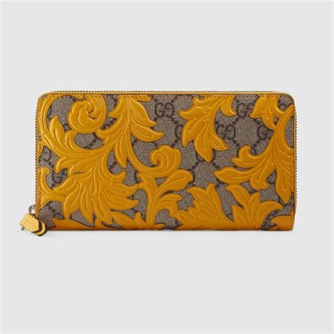 gucci arabesque wallet|GUCCI GG Supreme Monogram Arabesque Zip Around Wallet.